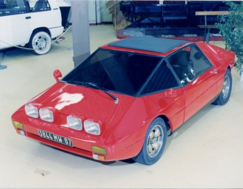 http://www.marcadier.com/barzoi2.jpg